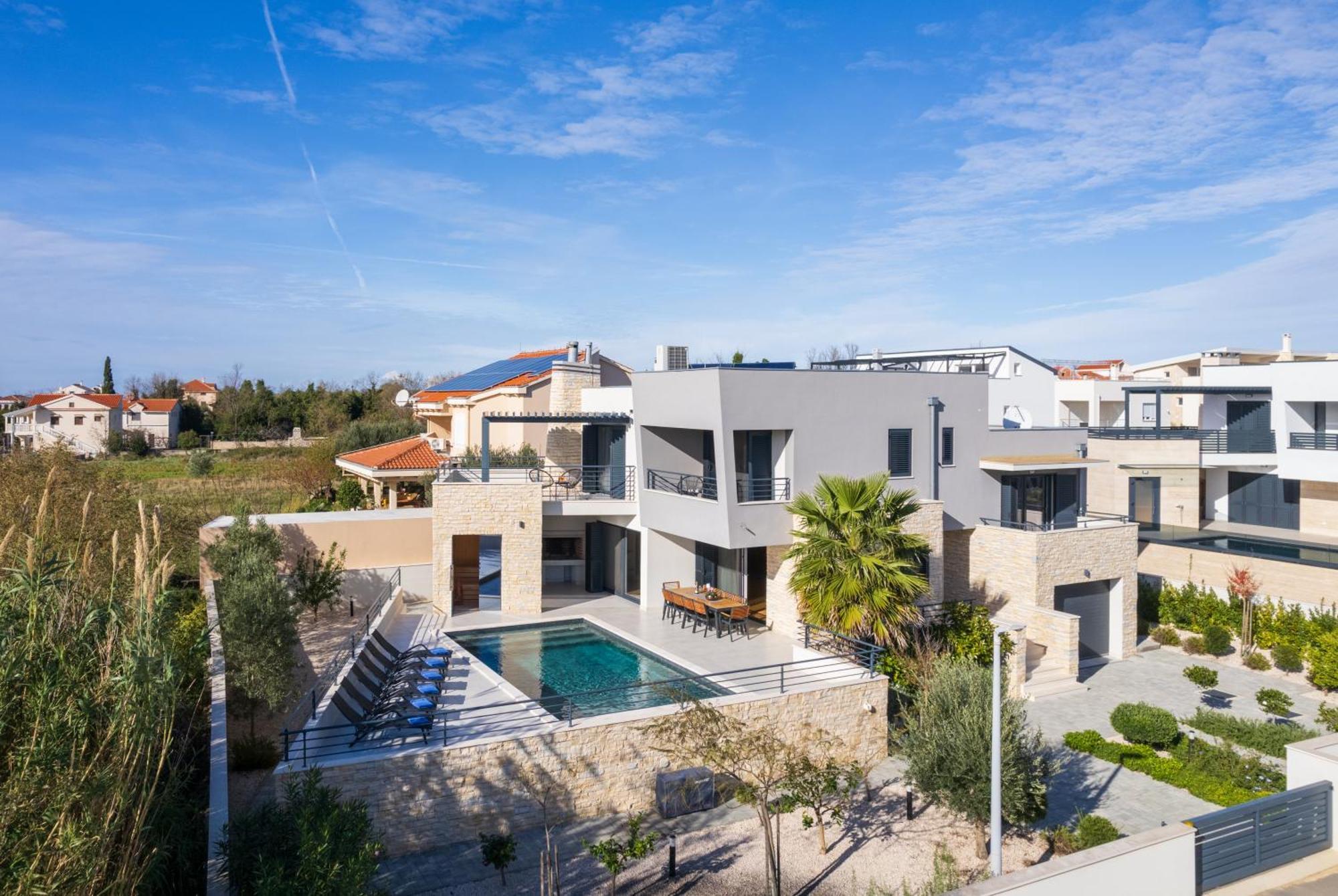 Villa Roca With Heated Pool And Sauna Privlaka  Zewnętrze zdjęcie